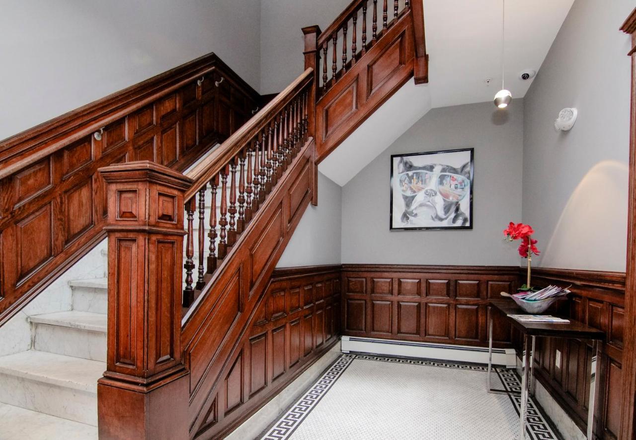 A Stylish Stay W/ A Queen Bed, Heated Floors.. #37 Brookline Zewnętrze zdjęcie