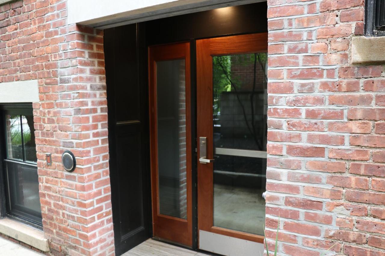 A Stylish Stay W/ A Queen Bed, Heated Floors.. #37 Brookline Zewnętrze zdjęcie